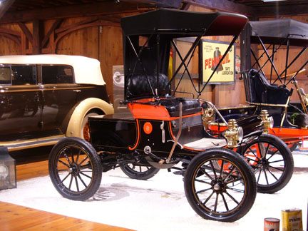 1901 Oldsmobile Curved Dash Model R