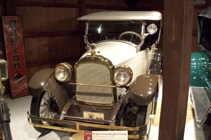 1919 Willys-Knight 88-4 Touring Car
