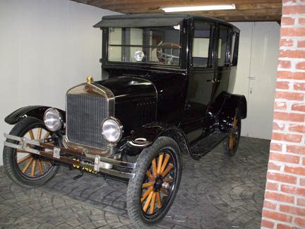 1924 Ford Model T Sedan at the American Heritage Museum