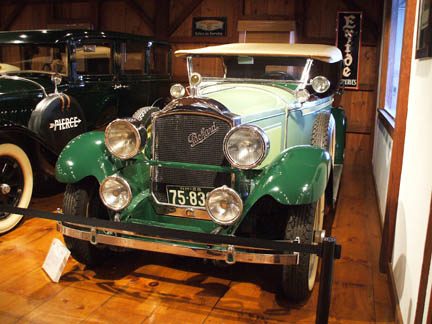 1928 Packard Model 533 Sedan at the American Heritage Museum