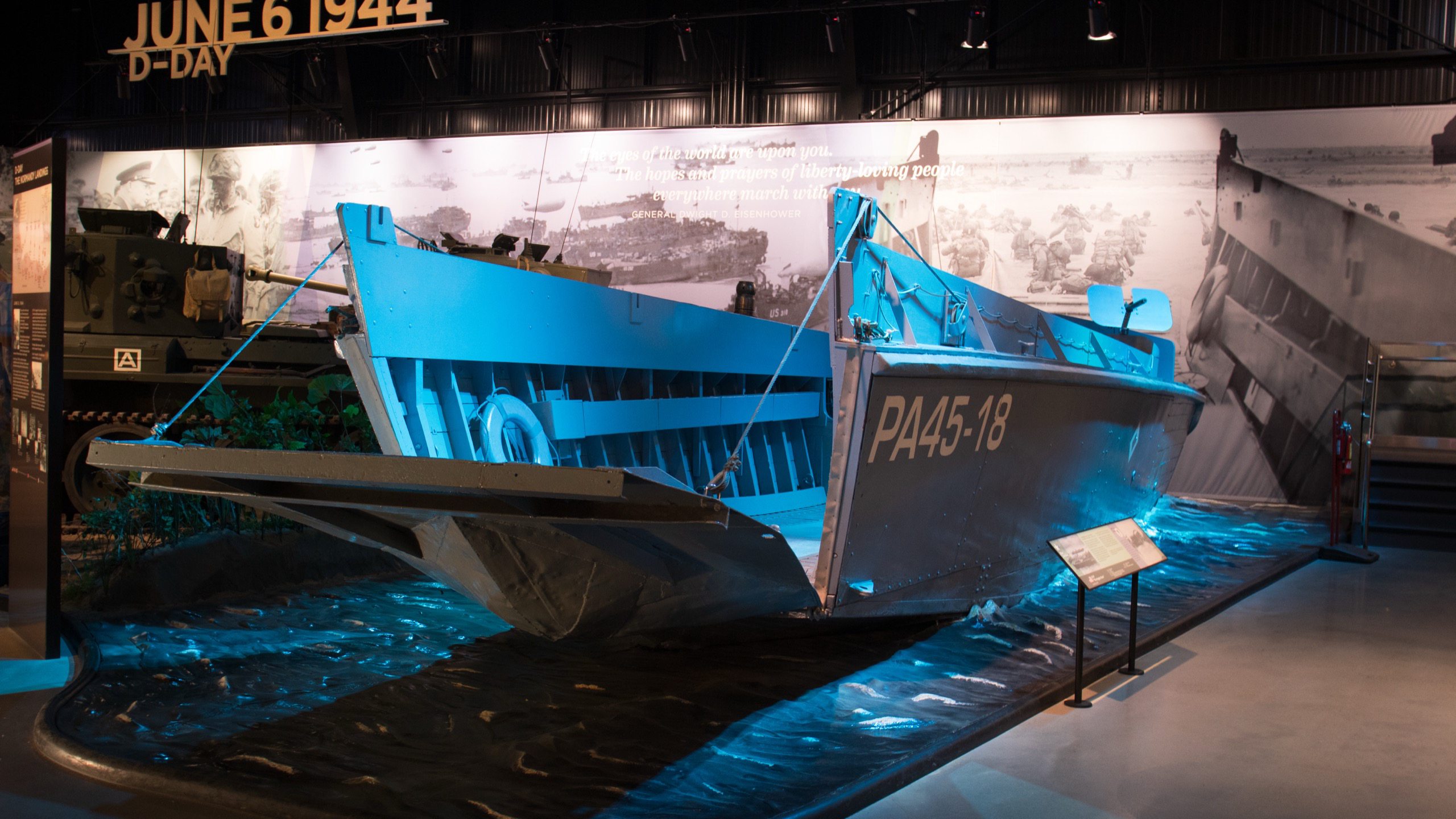 LCVP Landing Craft, Vehicle,  Personnel - Higgins Boat