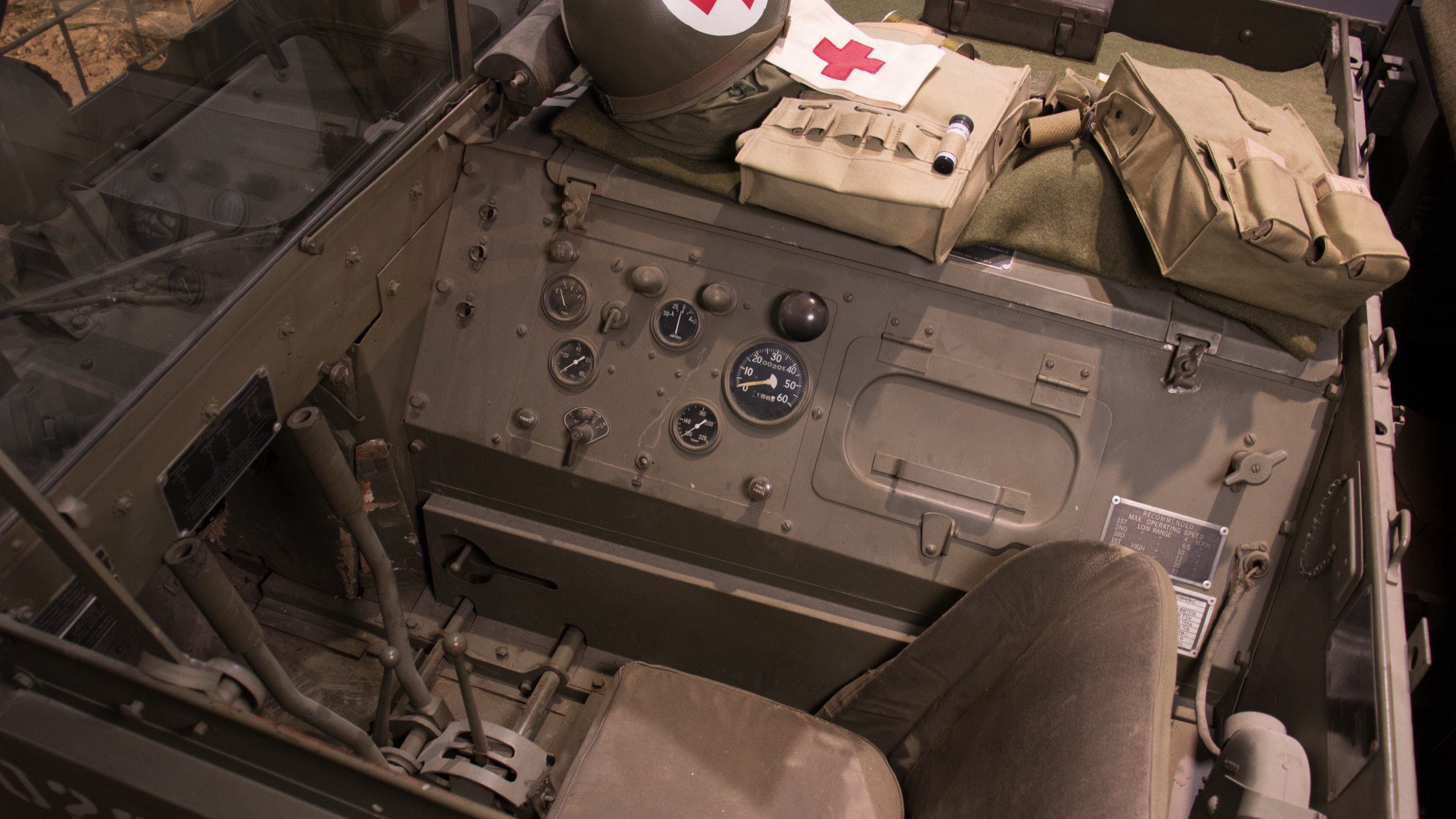 1945 M29C Weasel, interior