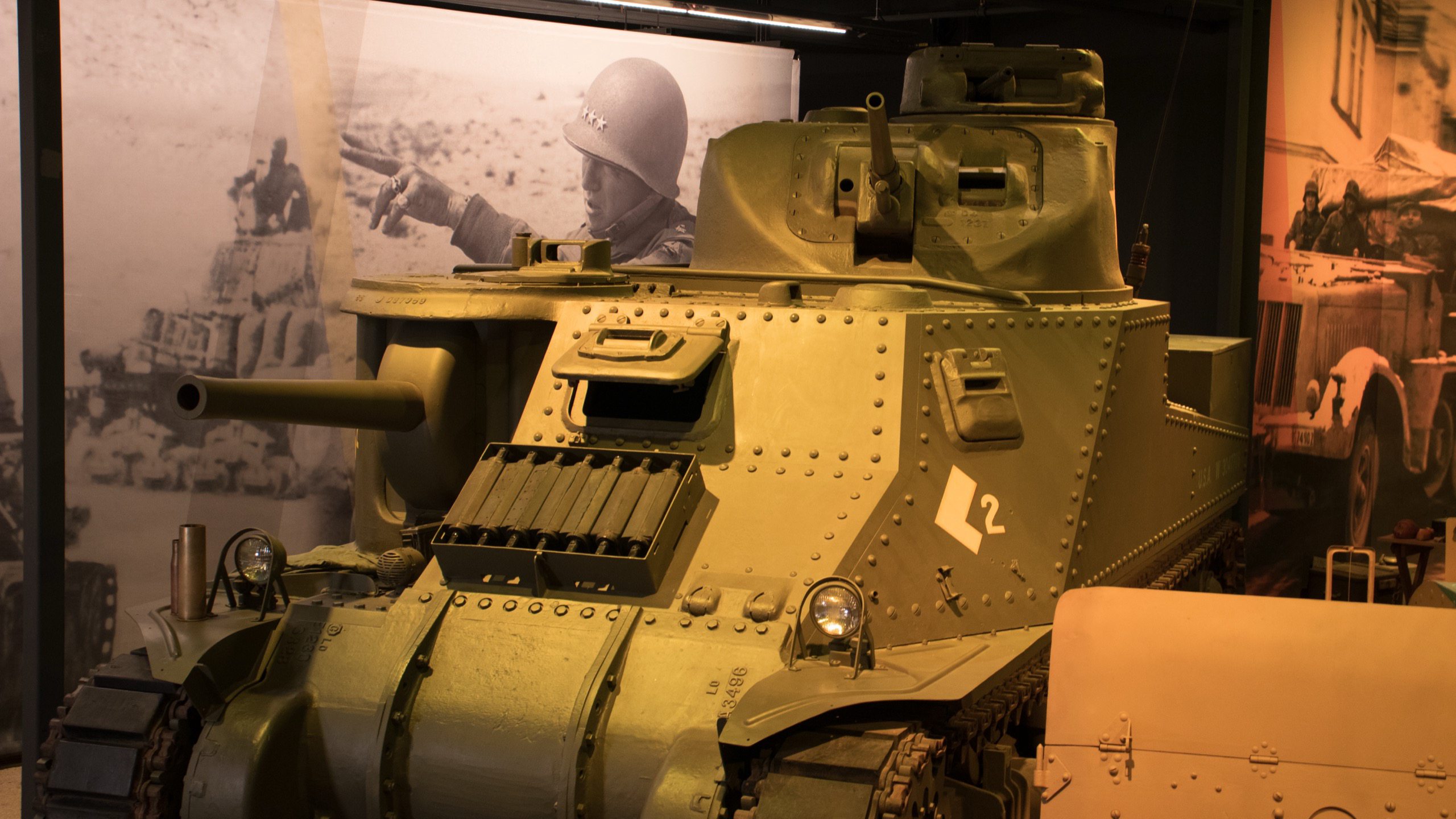 1941 M3 Lee, front