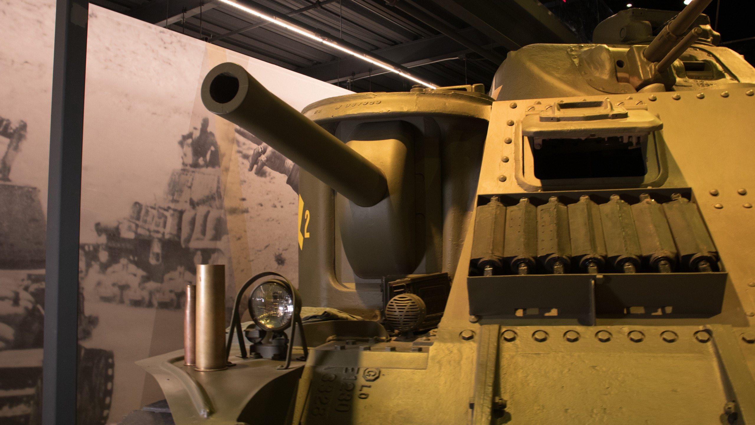 1941 M3 Lee, sponson gun