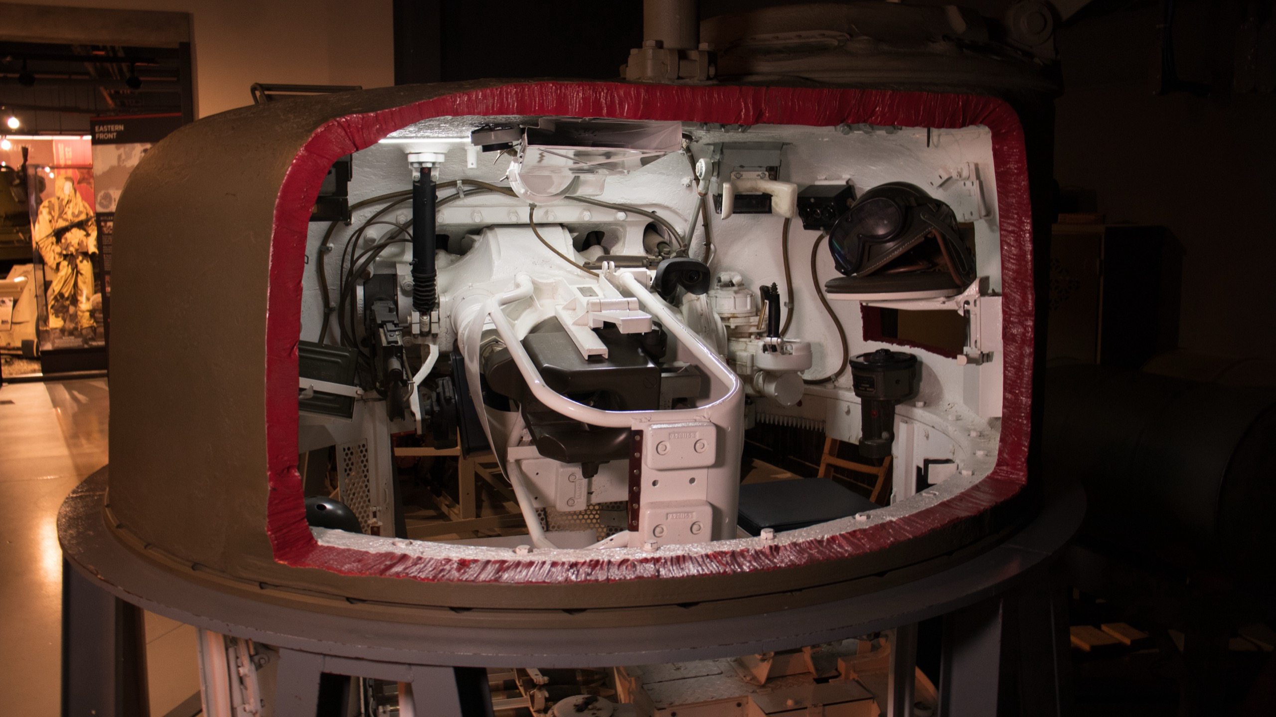 1943 M4 Sherman Turret Trainer, rear