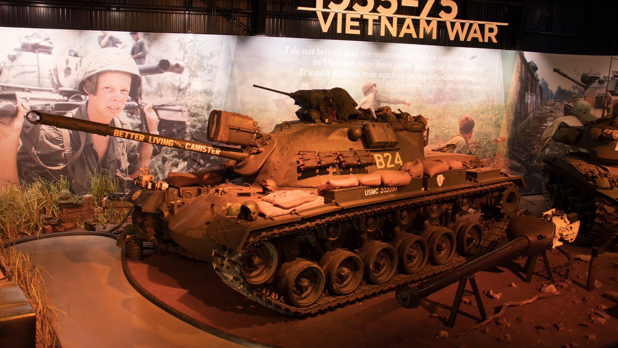1957 M48A3 Patton, right side