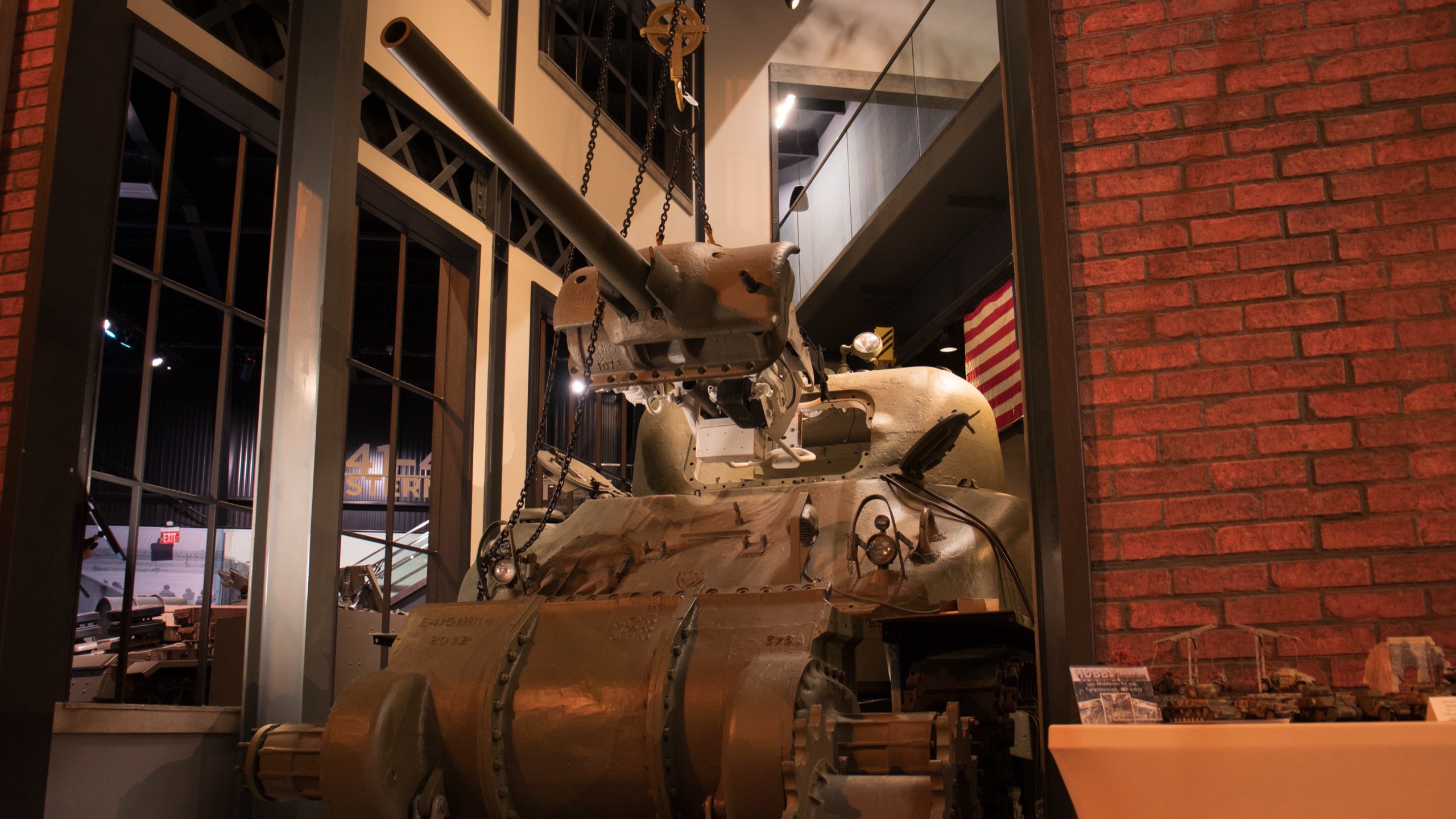 1943 M4A1(75) / Grizzly I / Sherman, front
