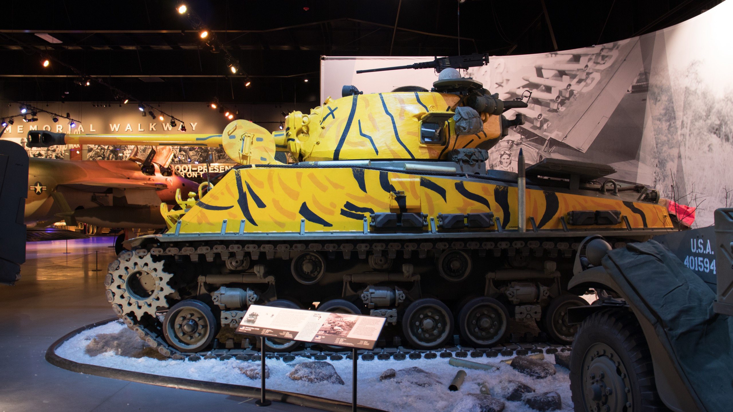 1945 M4A3(76)W HVSS (M4A3E8) Sherman, left