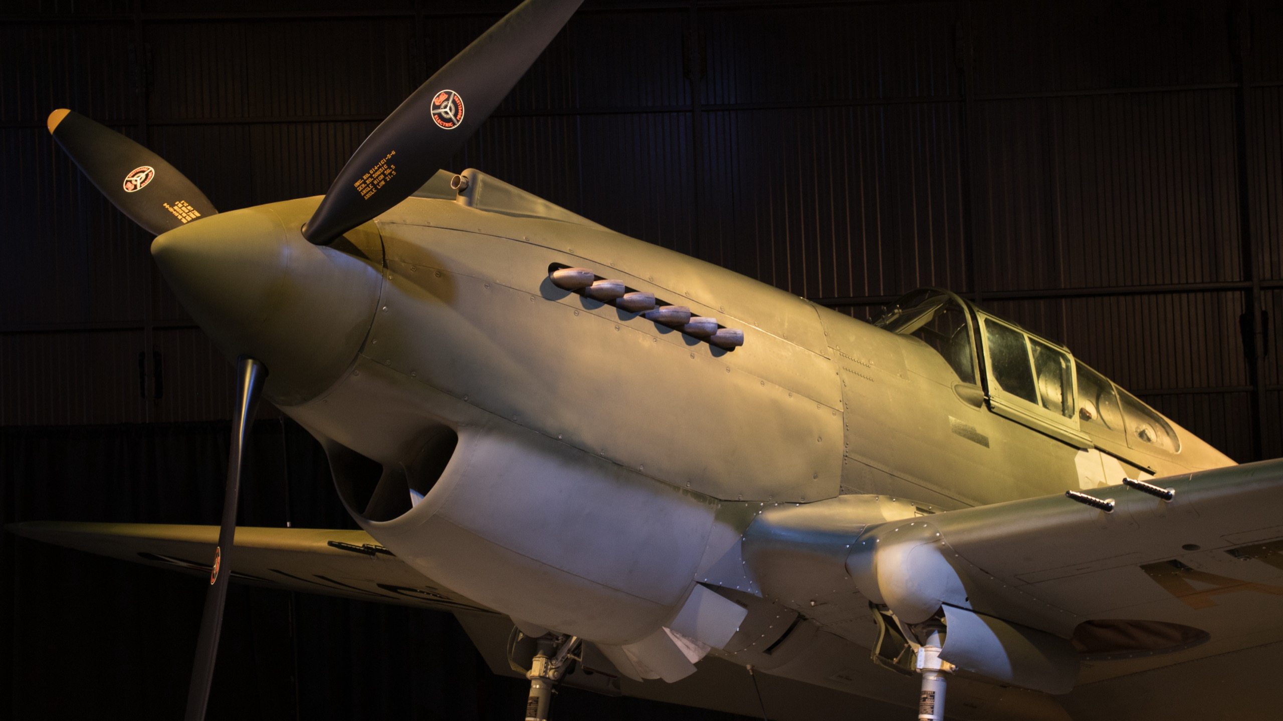 1941 Curtiss-Wright P-40B Tomahawk "Pearl Harbor", nose