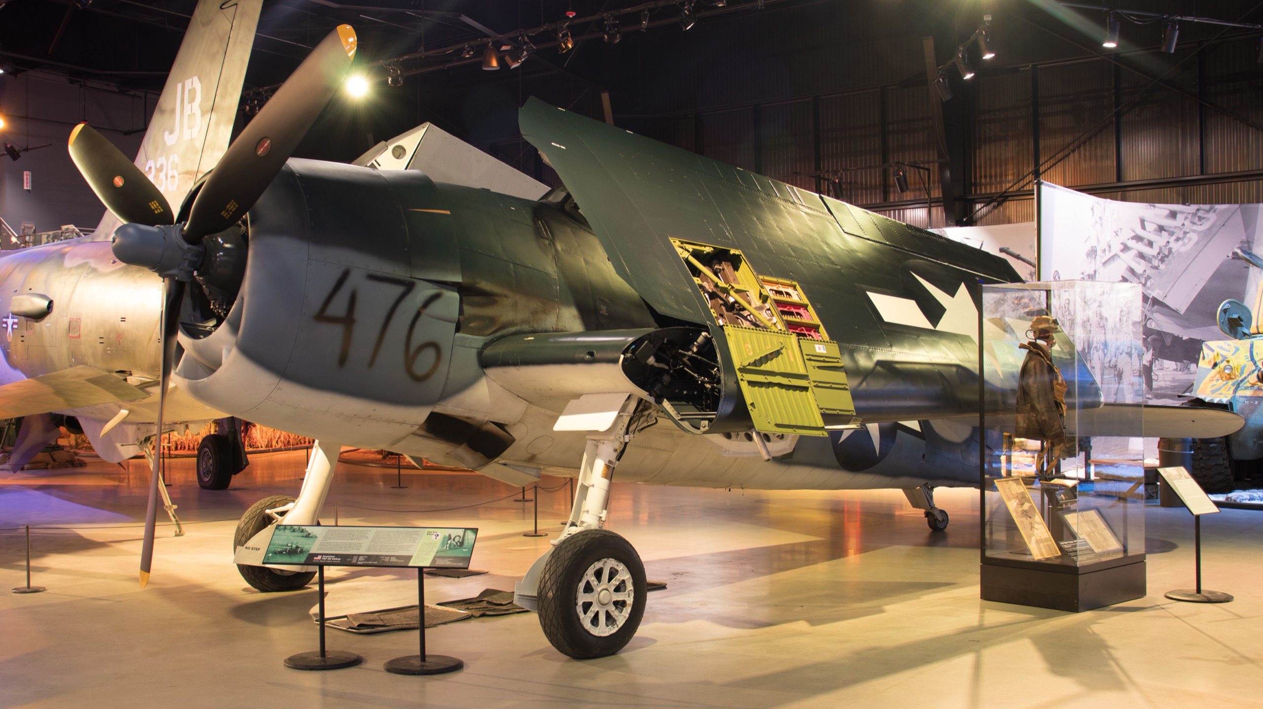 Grumman F6F-3N Hellcat