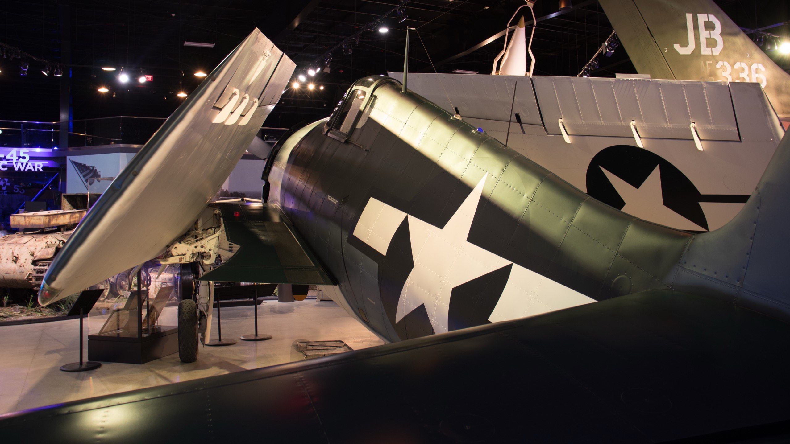 1944 Grumman F6F-3N Hellcat, rear