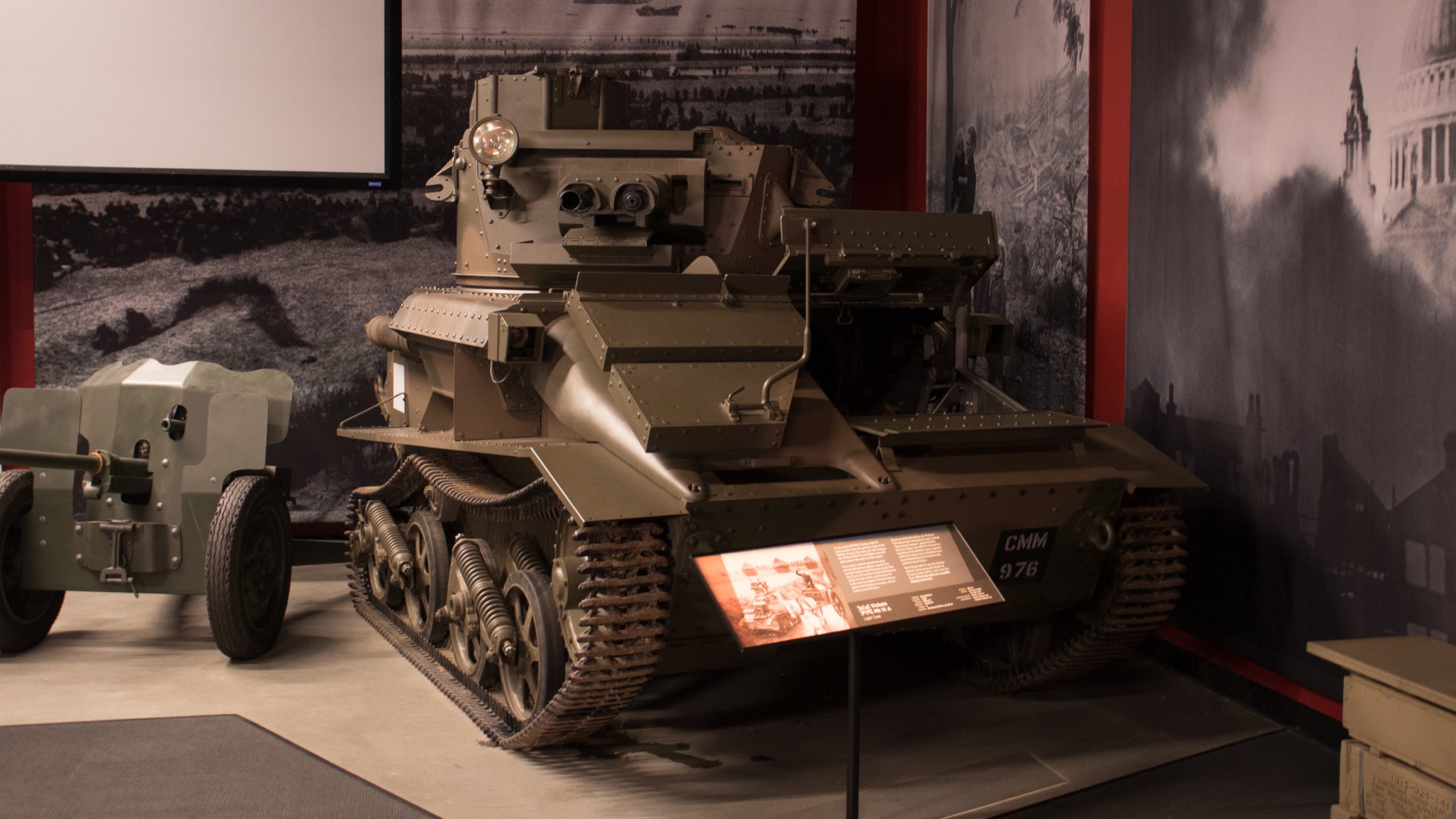 1936 Vickers-Armstrongs Mk.VI, front
