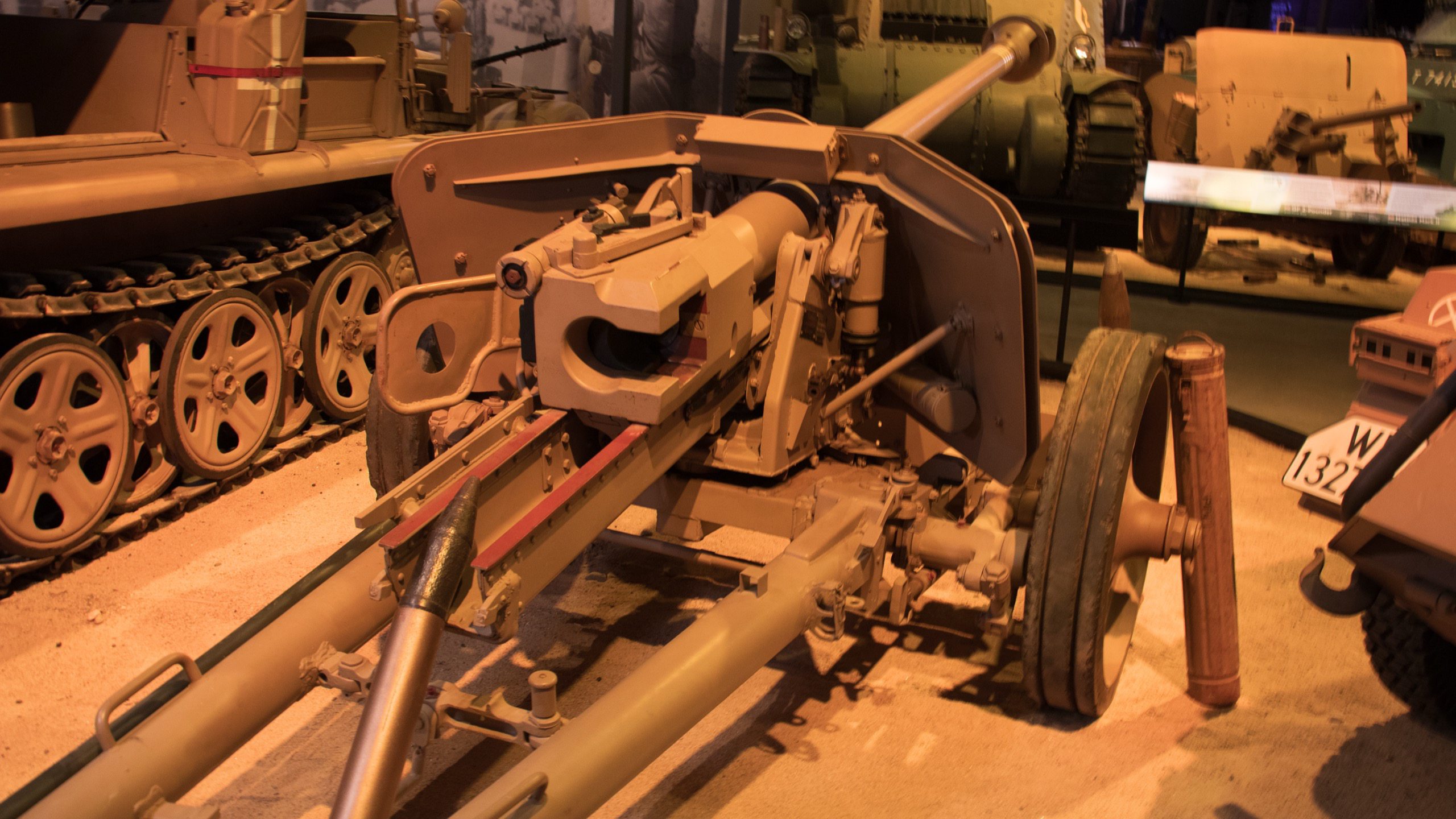 1942 7.5 cm Panzerabwehrkanone Pak 40, rear