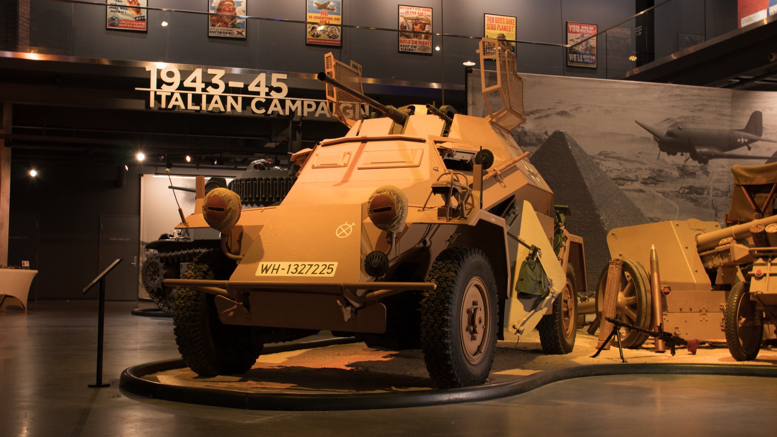 Leichter Panzerspähwagen Sd.Kfz 222 Scout Car