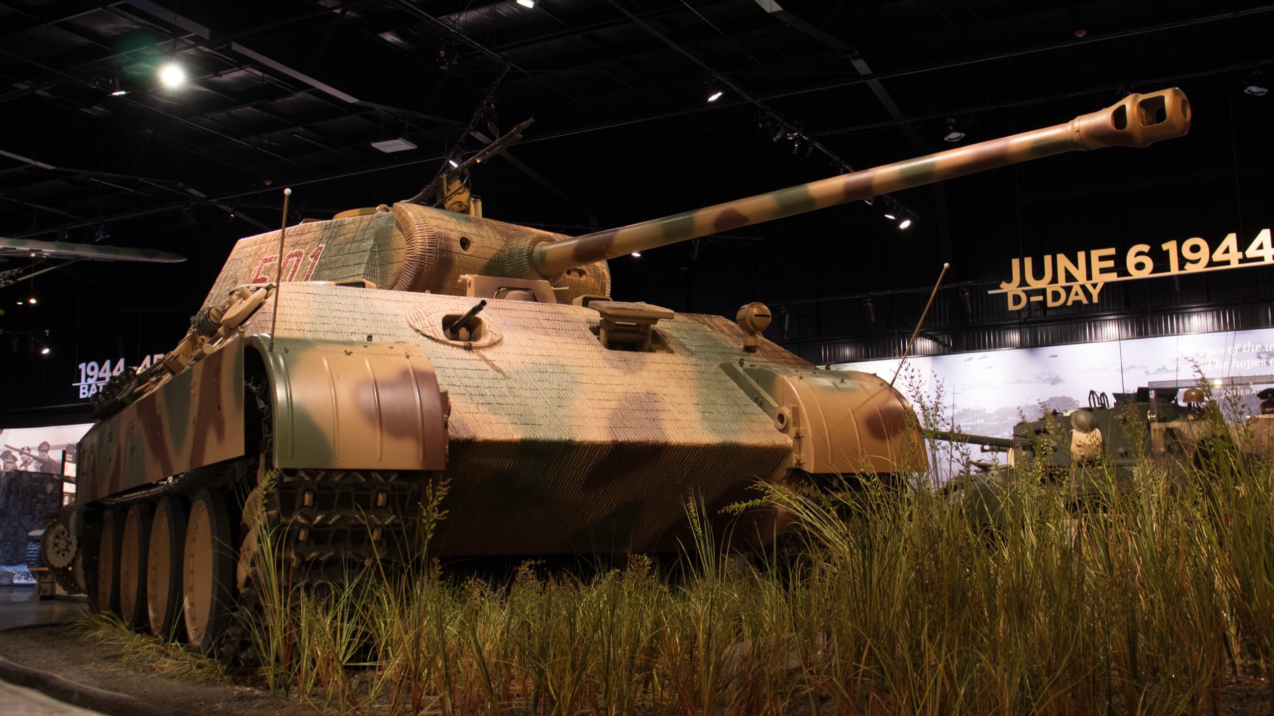 1943 Pz.Kpfw V Panther Ausf. A, right side