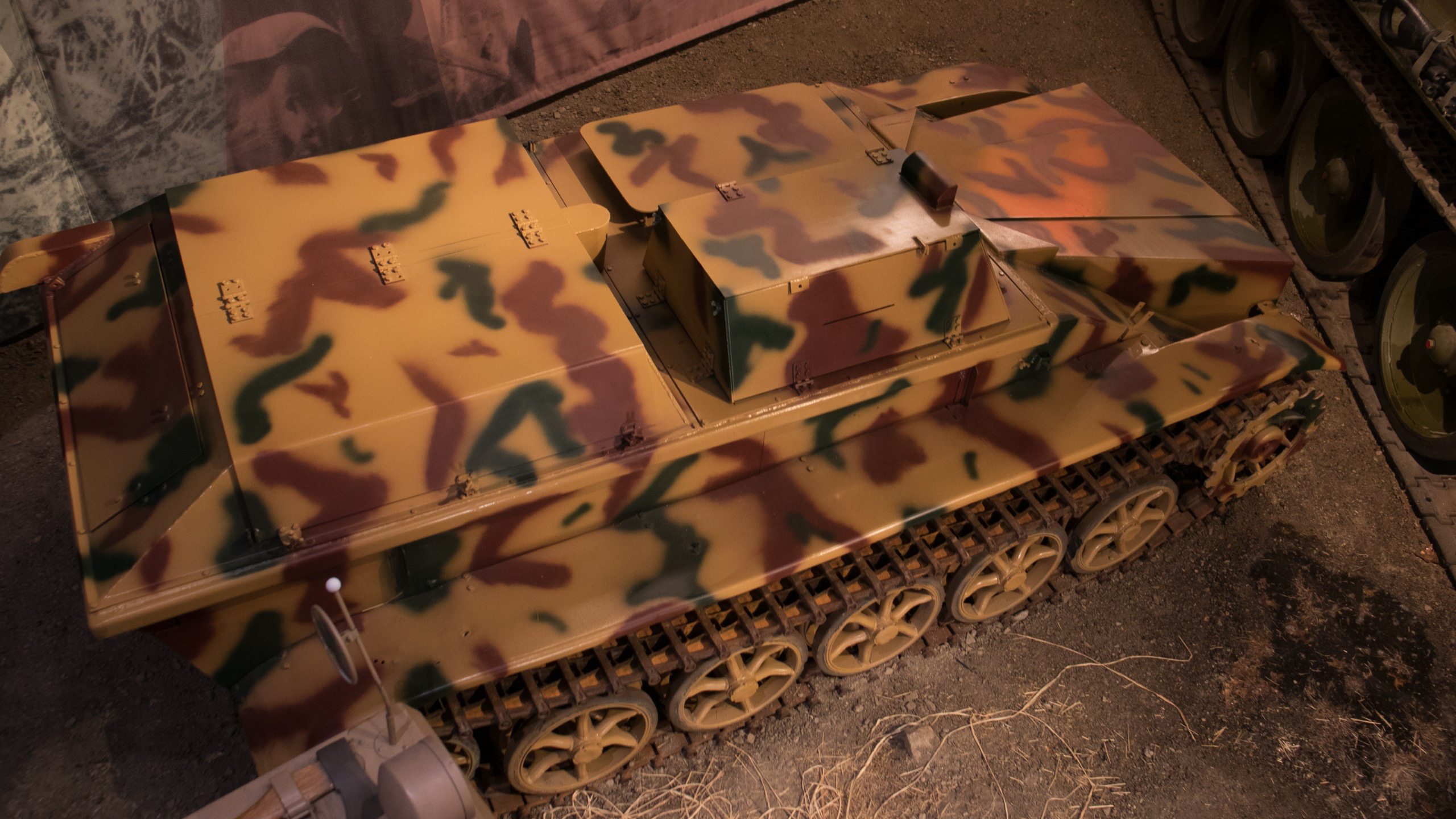 1943 Sd.Kfz. 301 Borgward IV Ausf. B, top