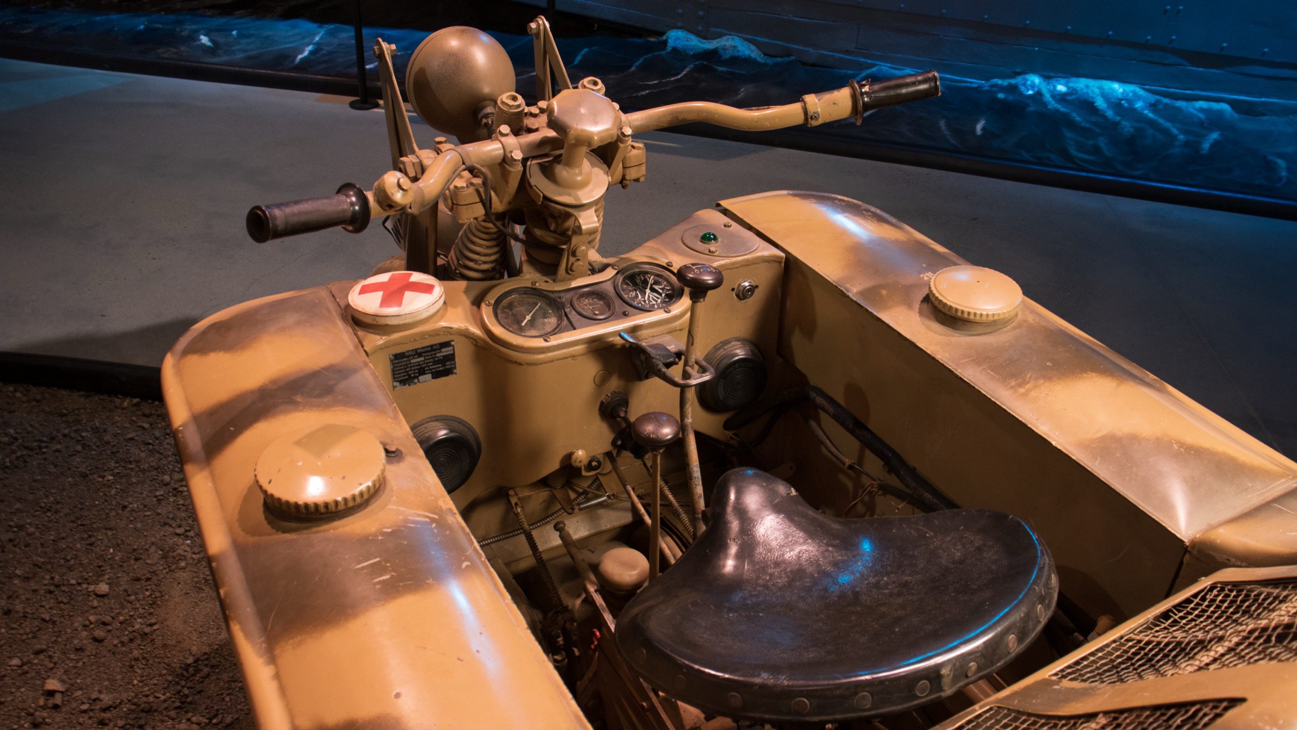 1942 Sonderkraftfahrzeug Sd.Kfz. 2 Kleines Kettenkrad, interior