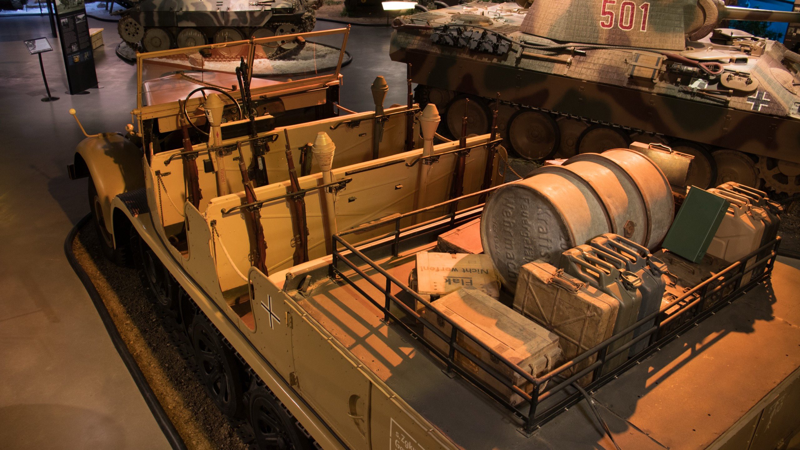 1943 Sonderkraftfahrzeug Sd.Kfz. 8, top