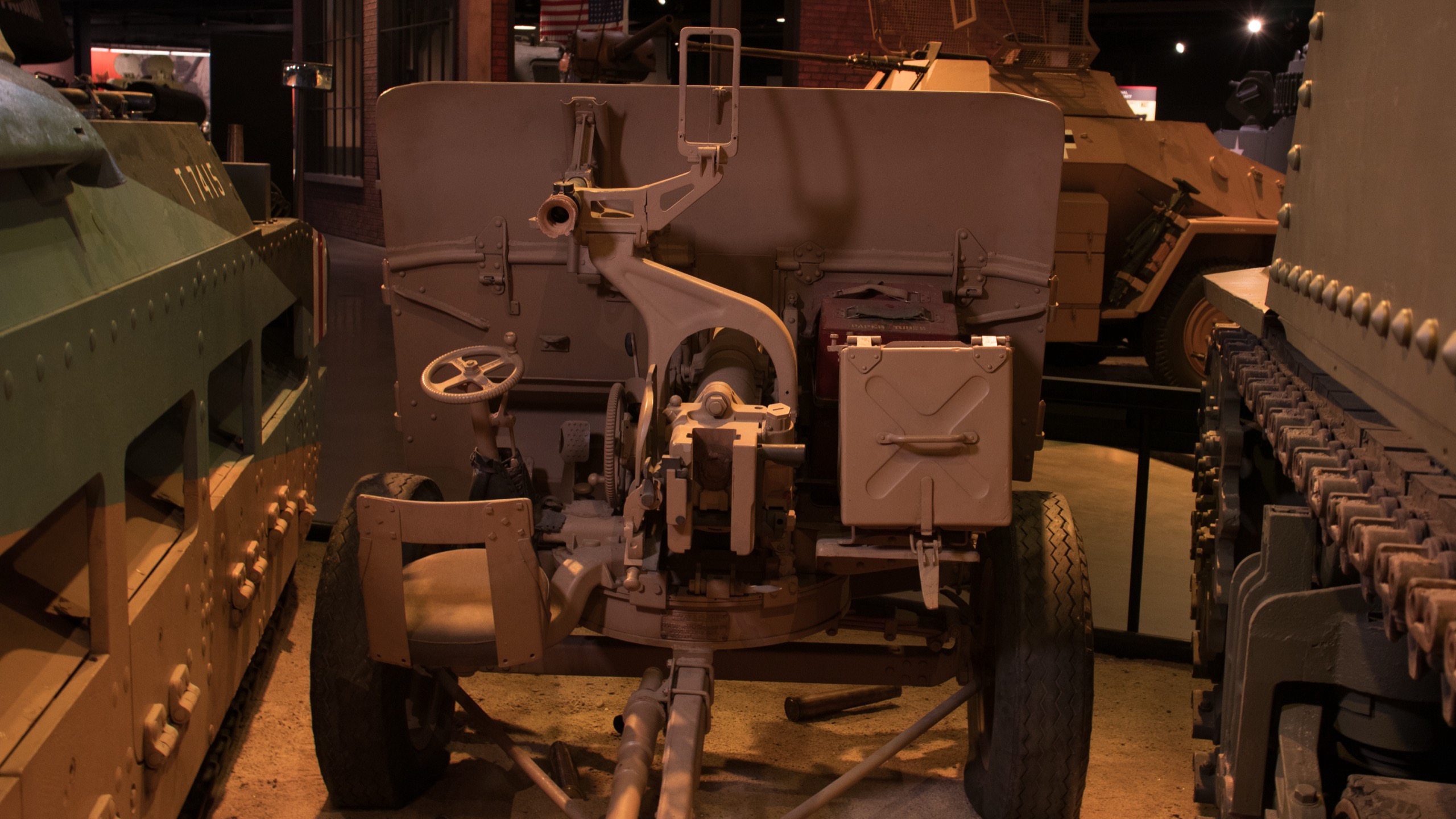 1940 Ordnance Quick-Firing QF 2-pounder, rear
