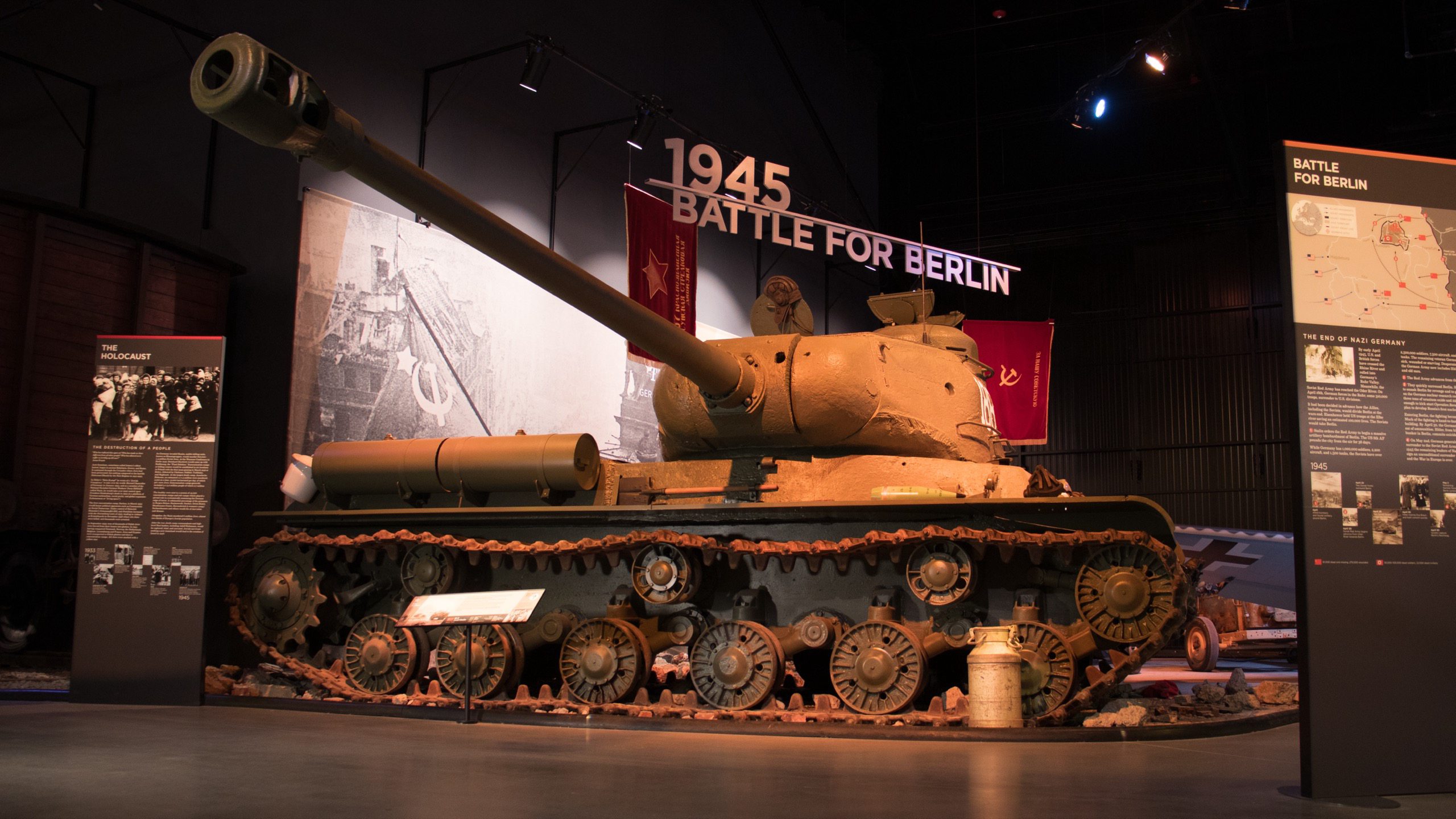 1944 Soviet IS-2 Iosif Stalin, hero image